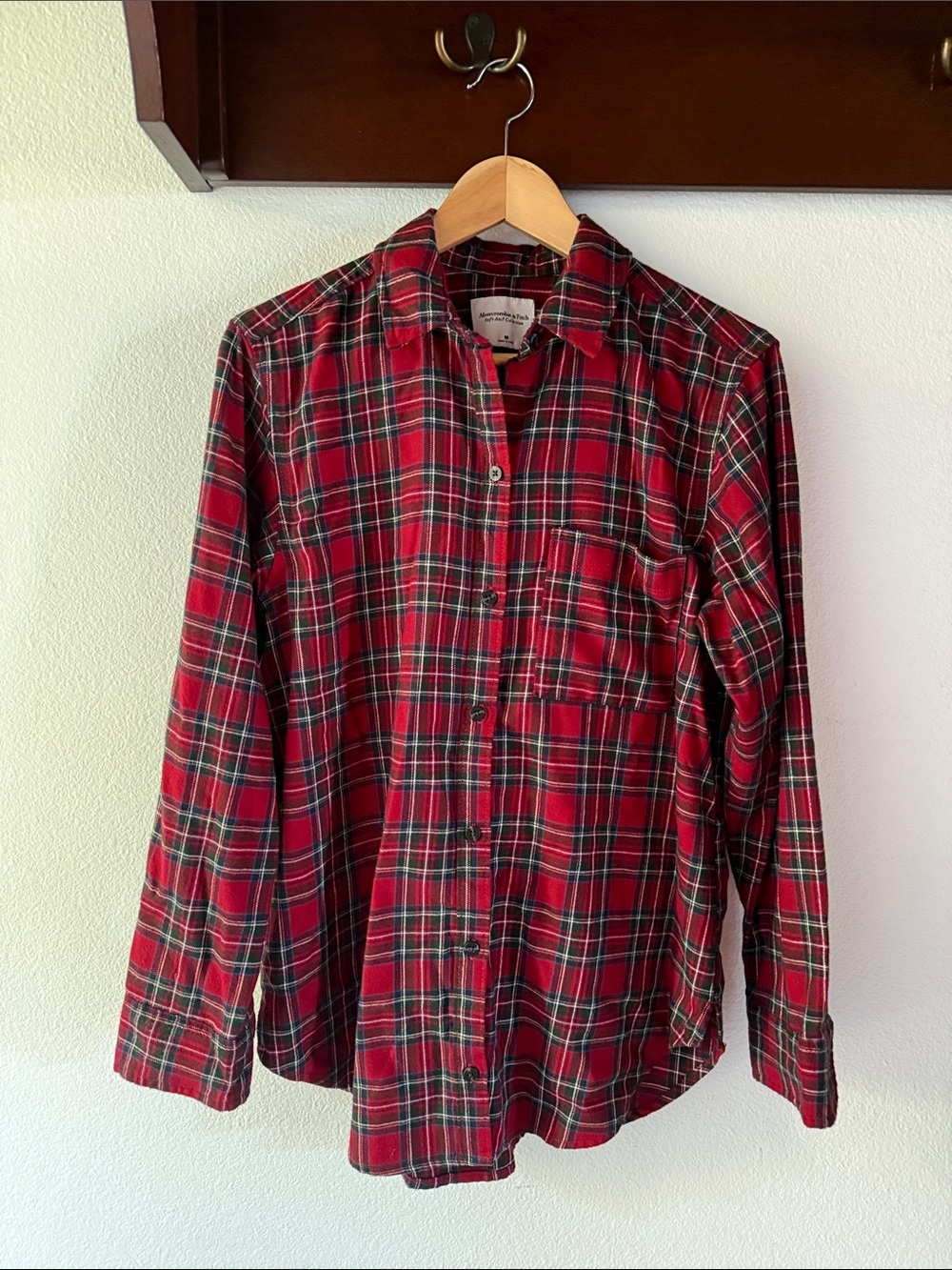 Abercrombie & Fitch Soft A&F Collection Red Plaid Button-Down Flannel Shirt